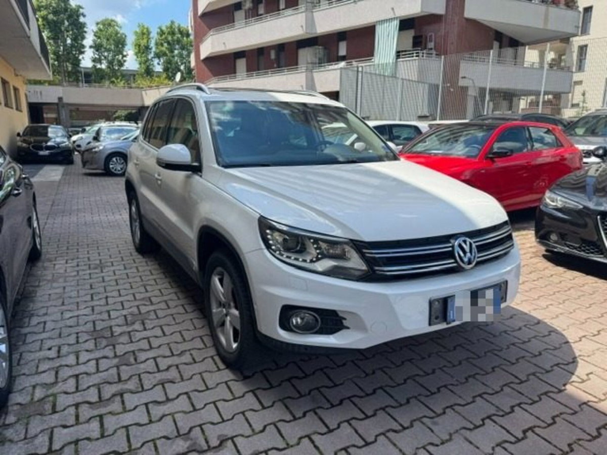 Volkswagen Tiguan 2.0 TDI 140CV 4MOTION DSG Sport & Style (3)