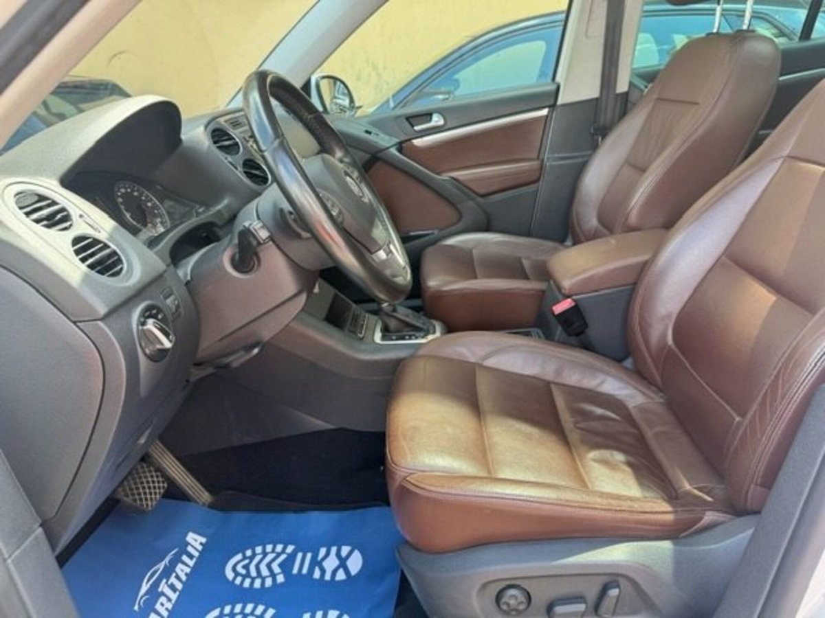 Volkswagen Tiguan 2.0 TDI 140CV 4MOTION DSG Sport & Style (8)