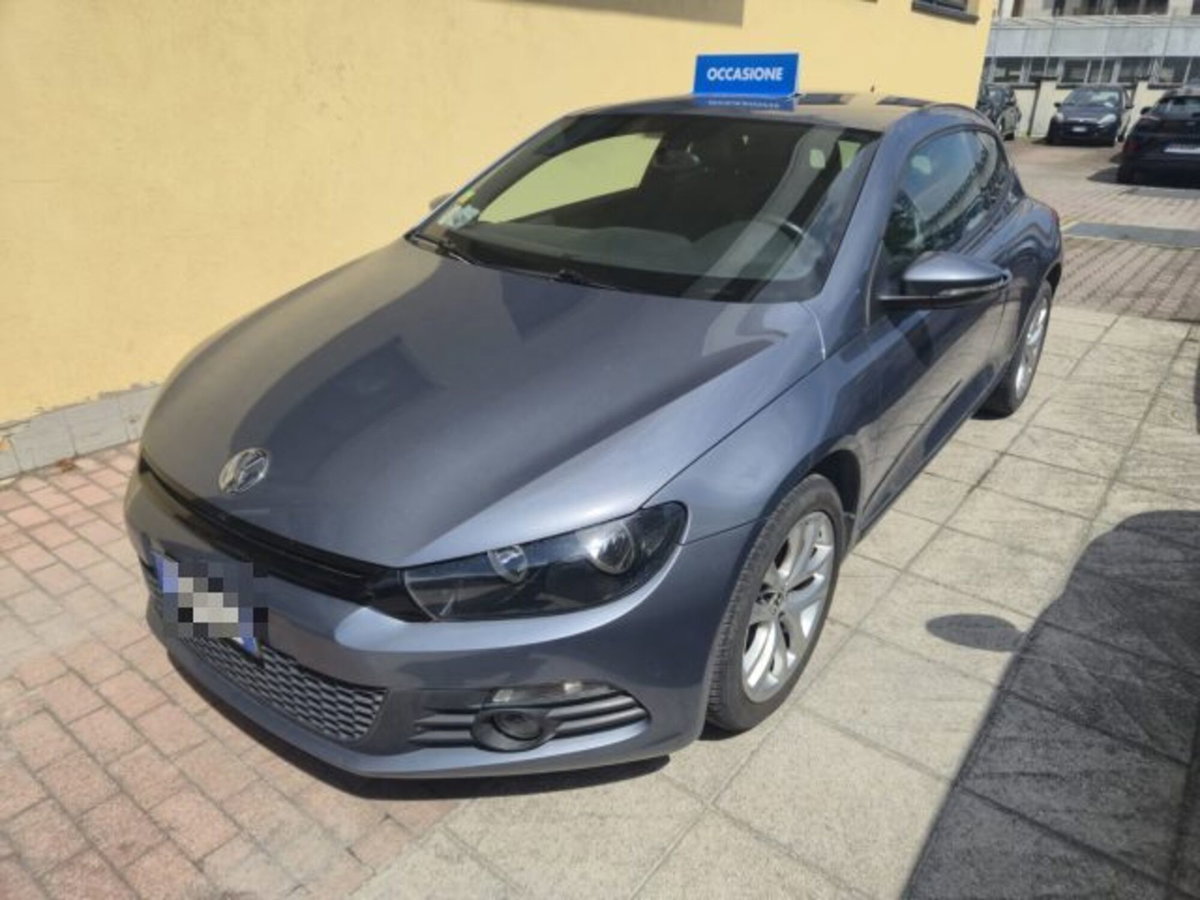 Volkswagen Scirocco 2.0 TDI 140CV DPF DSG