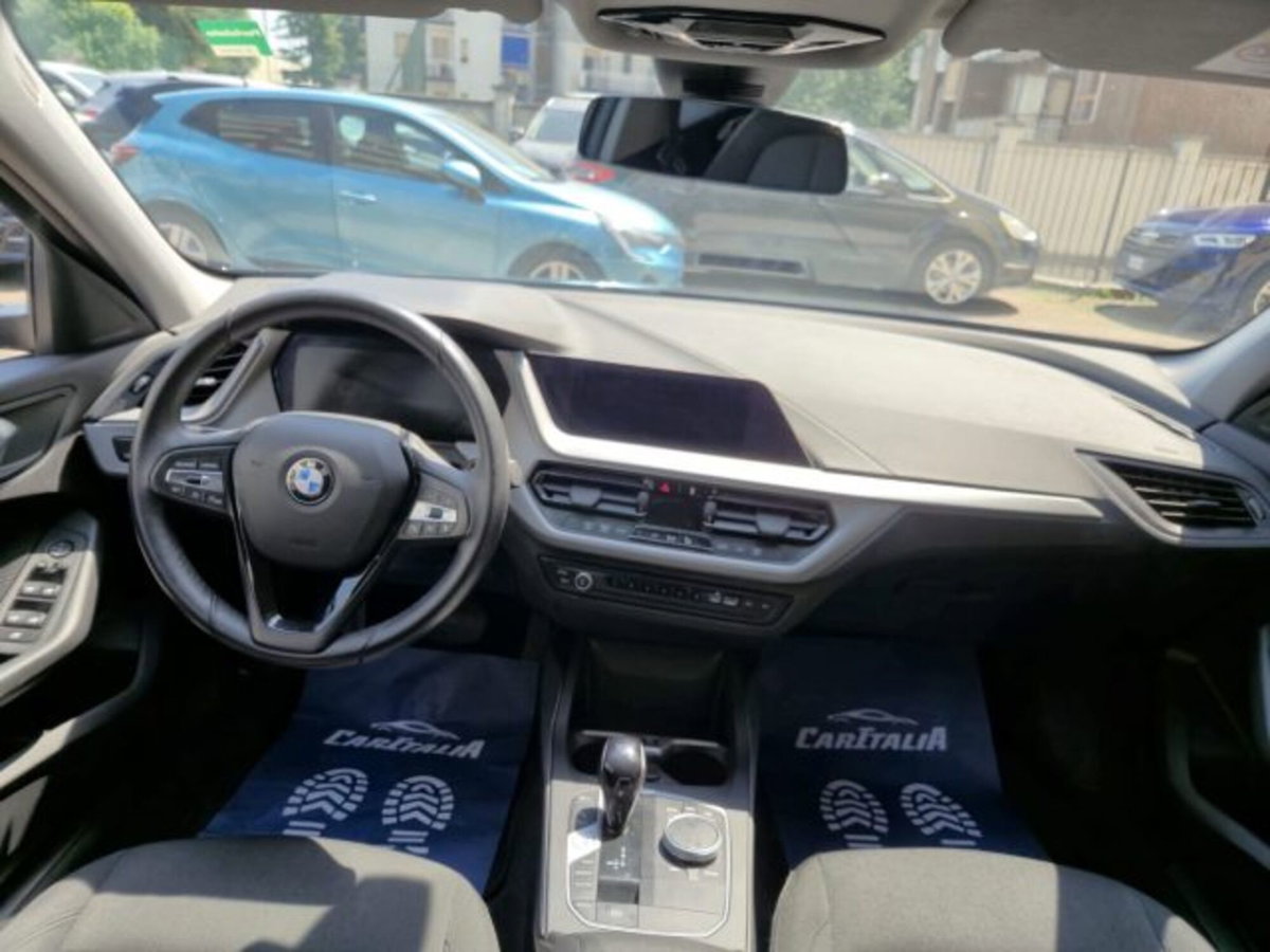 BMW Serie 1 116d 2.0 116CV cat 5 porte Attiva DPF (11)