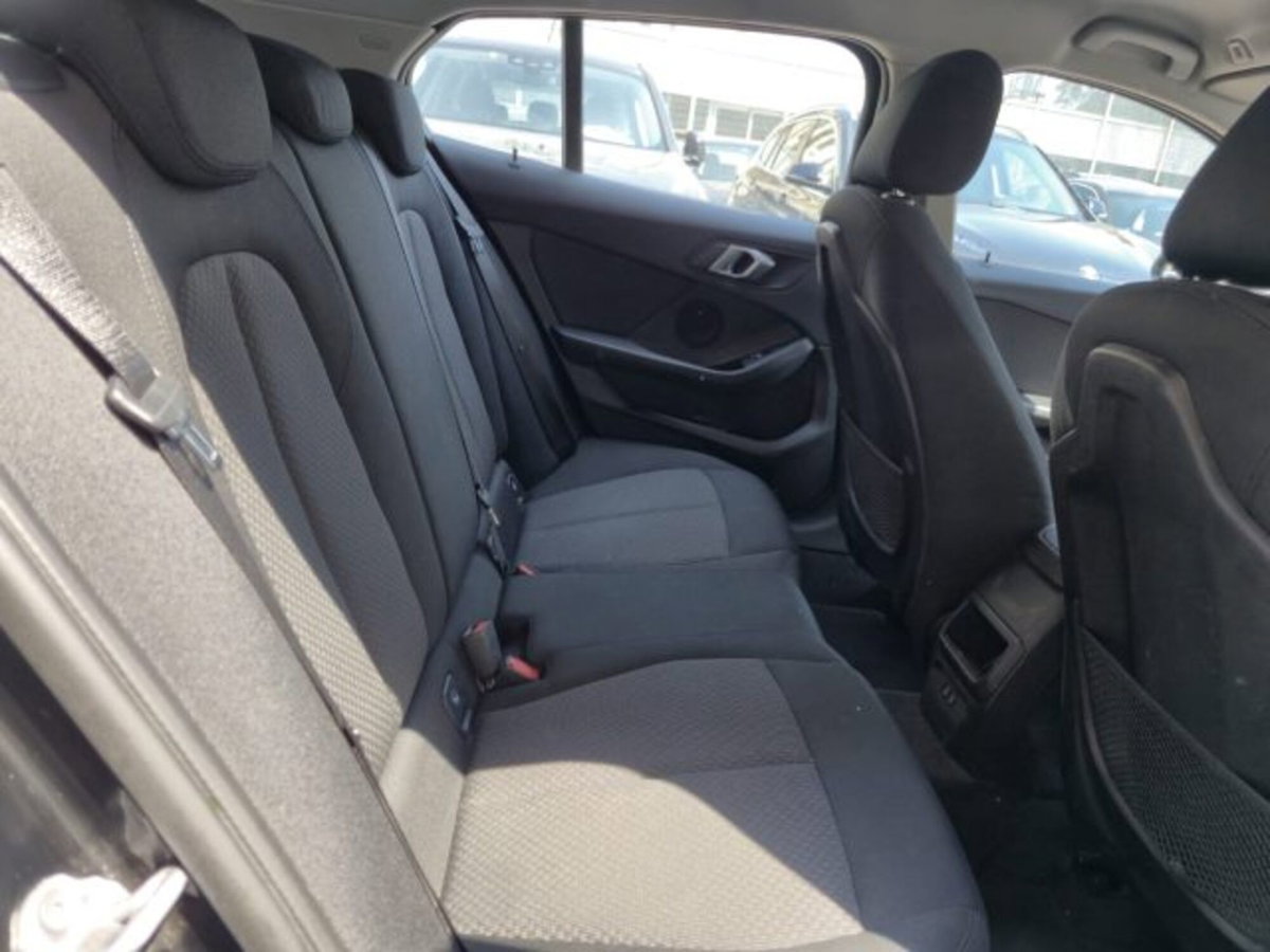 BMW Serie 1 116d 2.0 116CV cat 5 porte Attiva DPF (13)