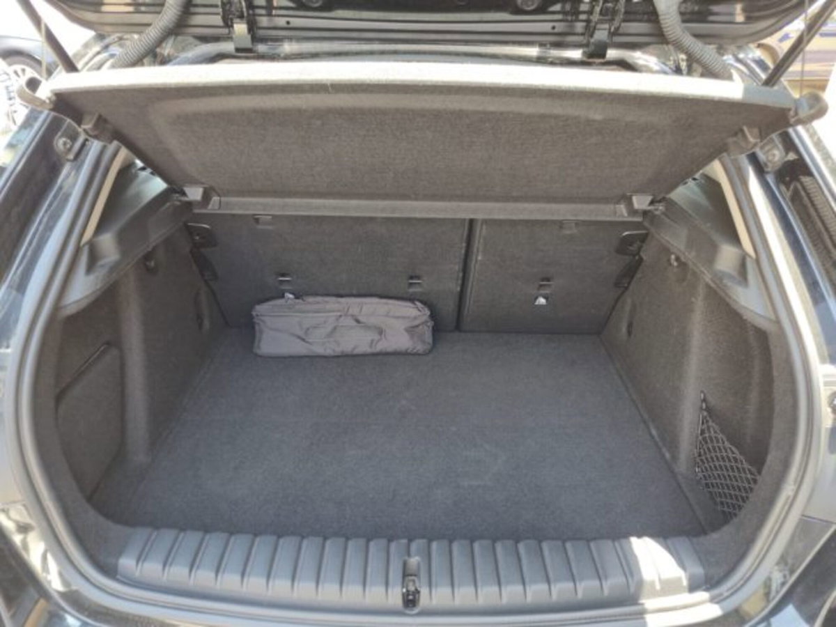 BMW Serie 1 116d 2.0 116CV cat 5 porte Attiva DPF (14)