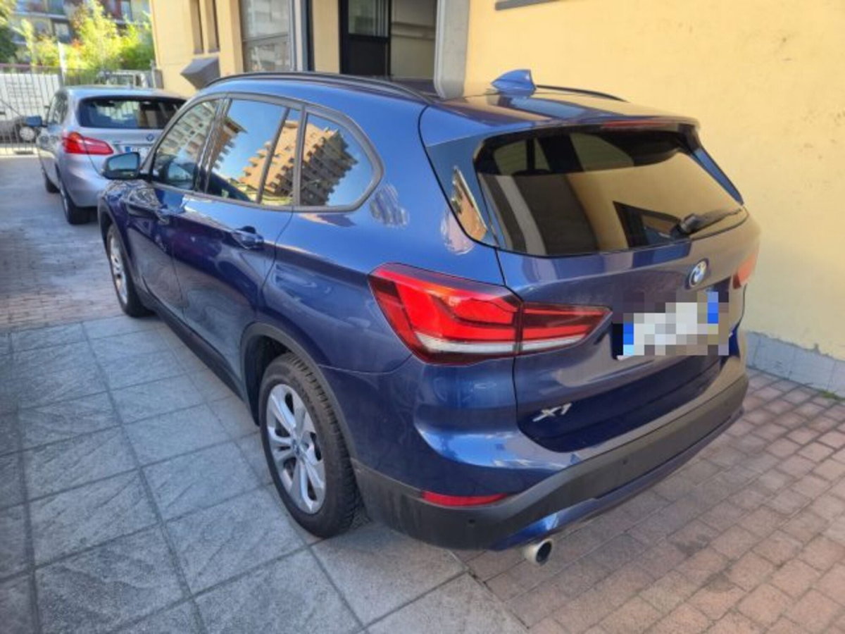BMW X1 xDrive25e Business Advantage (4)
