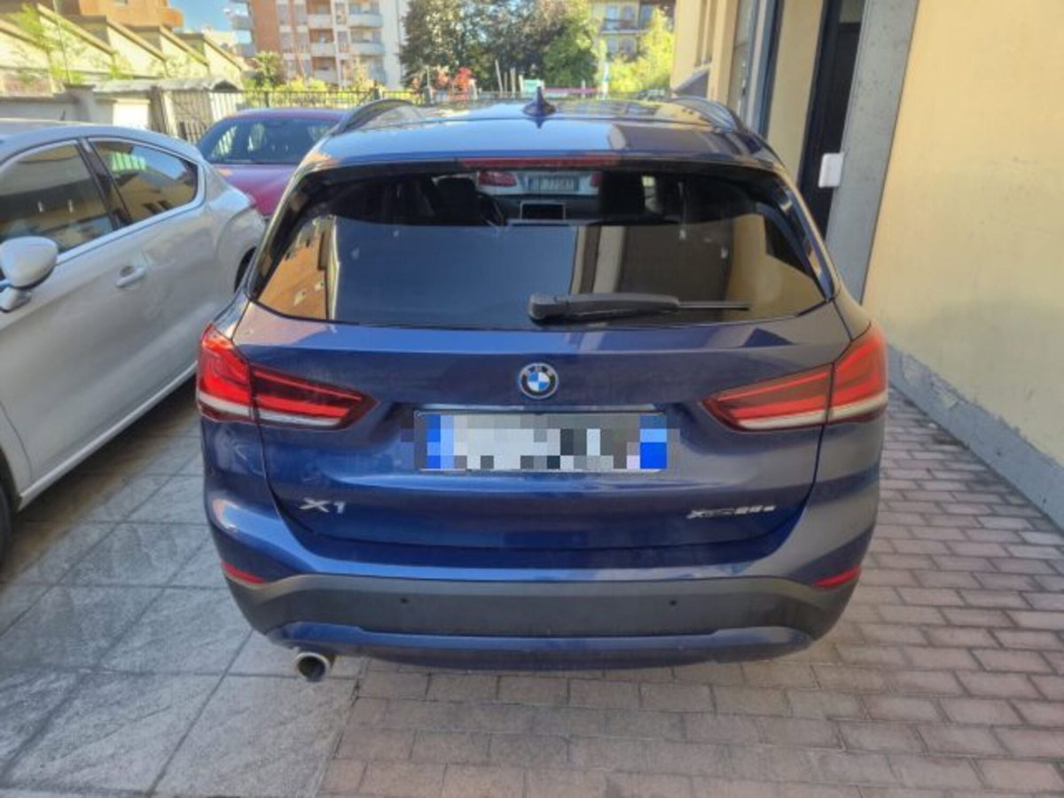 BMW X1 xDrive25e Business Advantage (5)