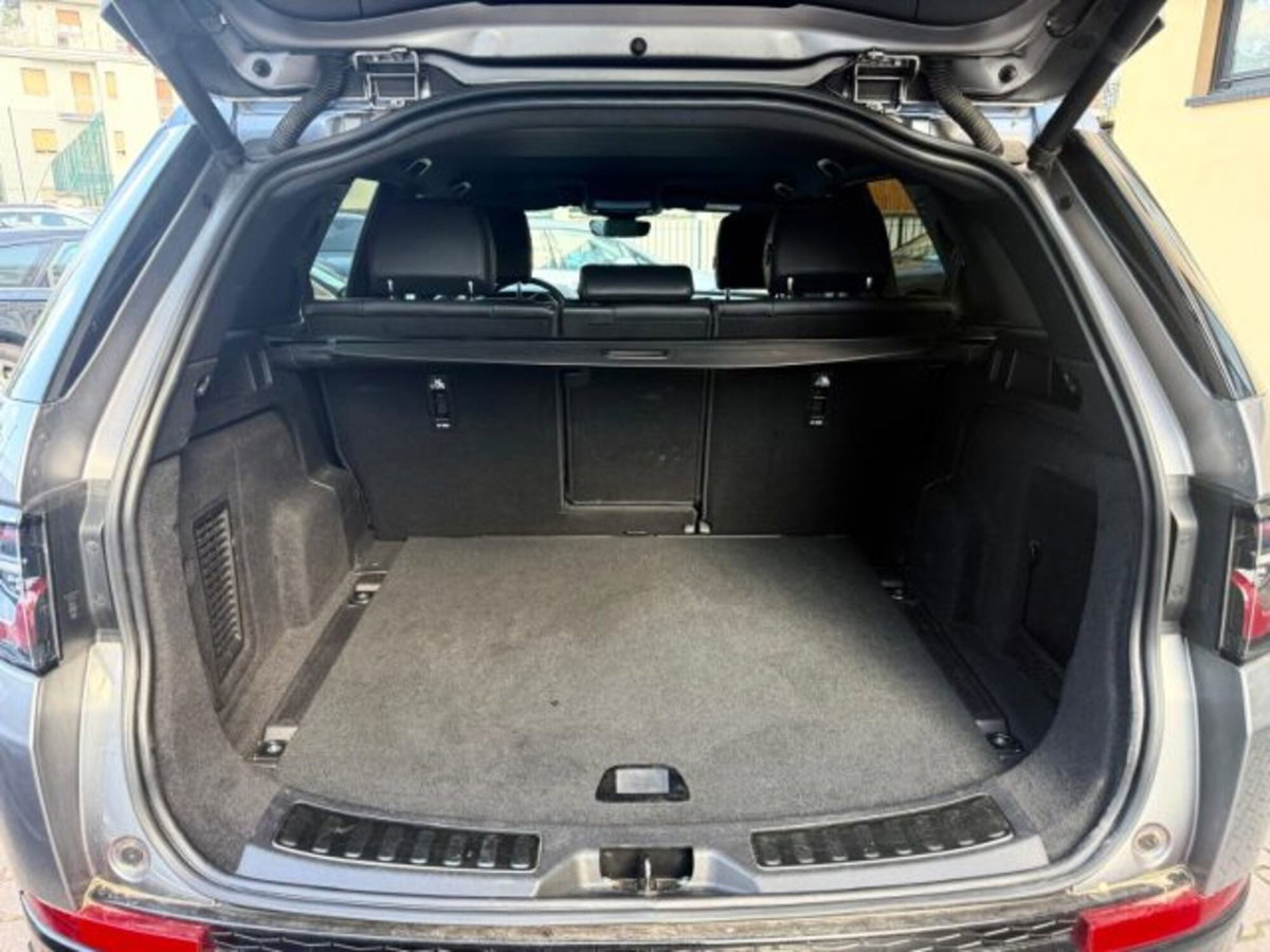 Land Rover Discovery Sport 2.0 eD4 163 CV 2WD R-Dynamic SE (6)