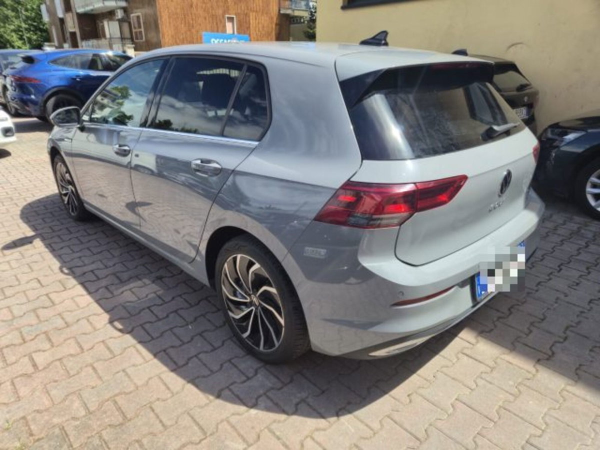 Volkswagen Golf 2.0 TDI 150 CV DSG SCR Style (6)