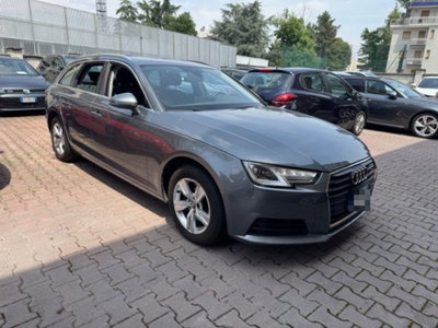 Audi A4 Avant 2.0 TDI 150 CV ultra S tronic Business (3)