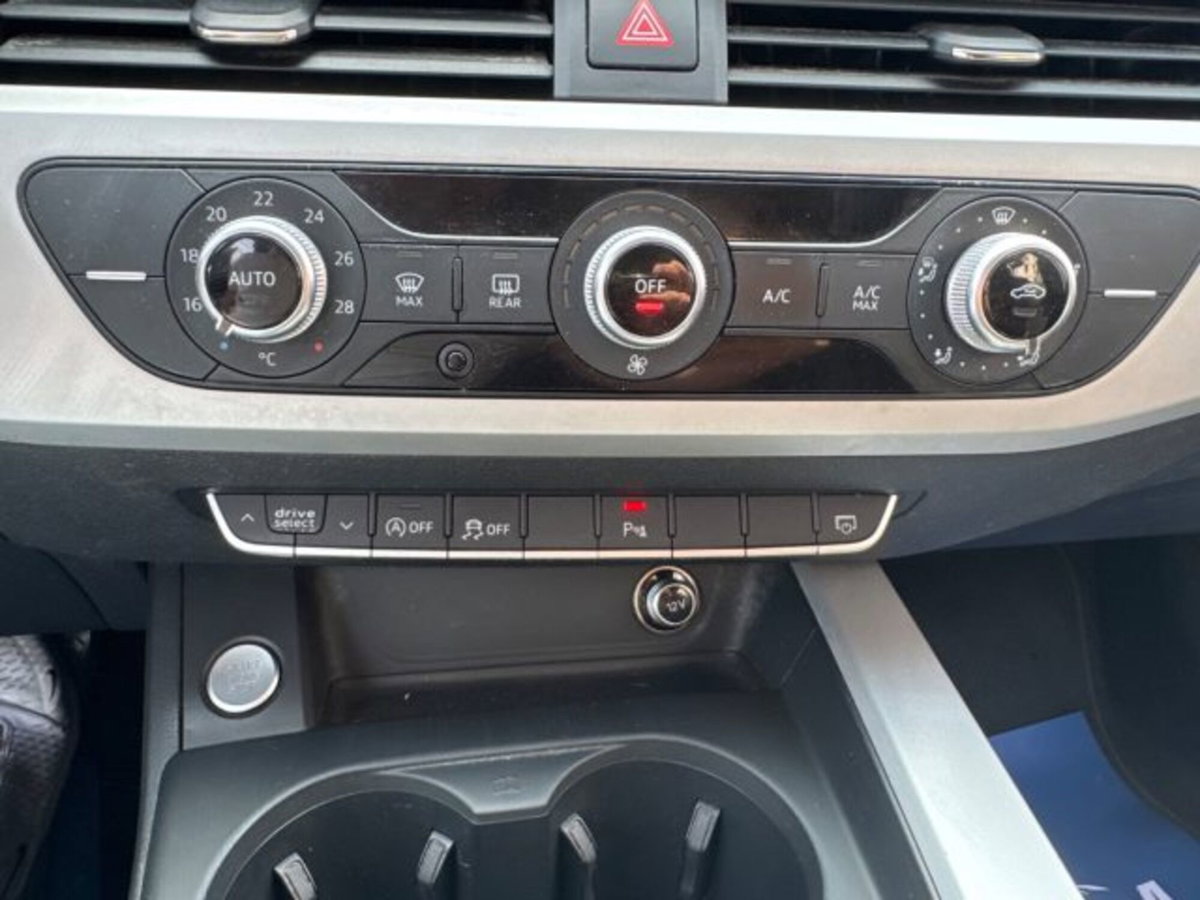 Audi A4 Avant 2.0 TDI 150 CV ultra S tronic Business (9)