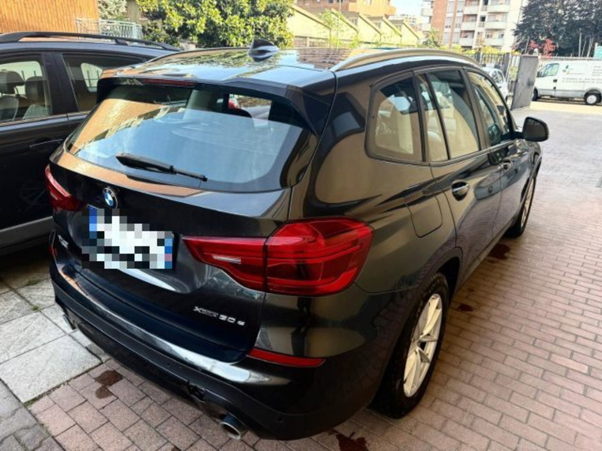 BMW X3 xDrive30e Business Advantage (4)