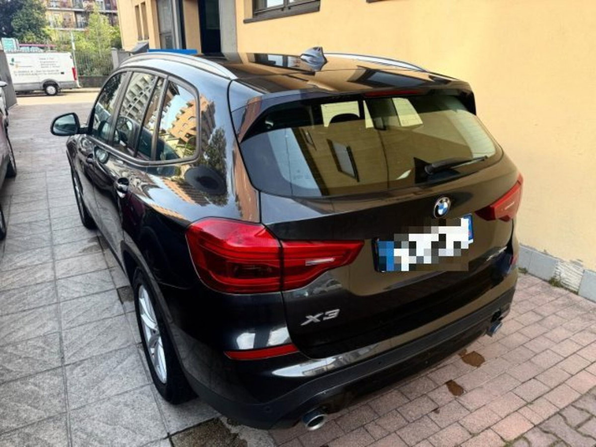 BMW X3 xDrive30e Business Advantage (6)