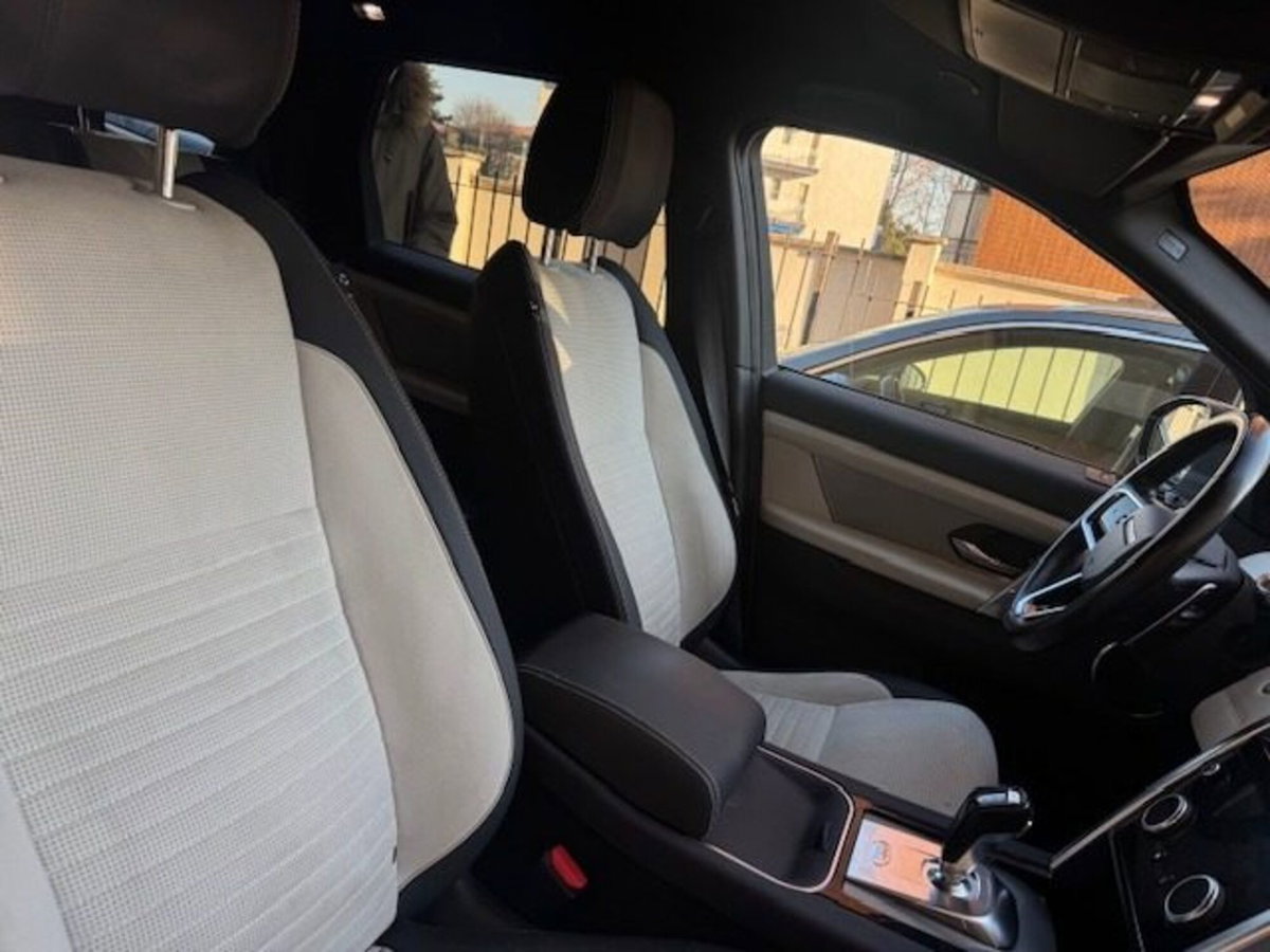 Land Rover Discovery Sport 2.0 TD4 204 CV AWD Auto R-Dynamic S (14)