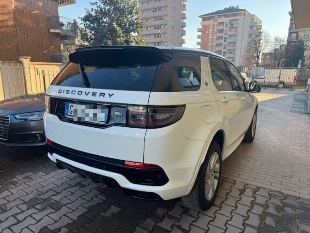 Land Rover Discovery Sport 2.0 TD4 204 CV AWD Auto R-Dynamic S (4)