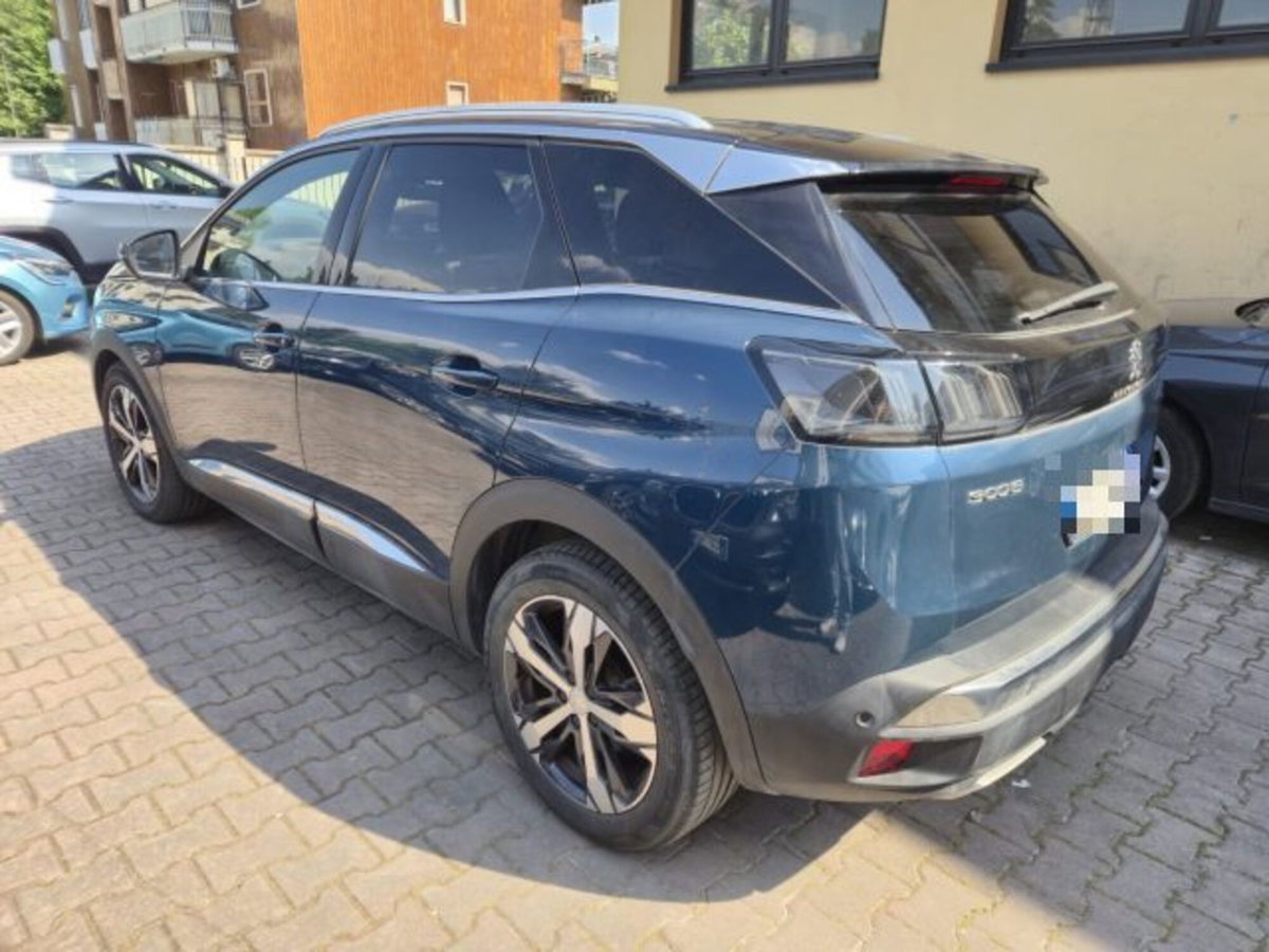 Peugeot 3008 BlueHDi 130 S&S EAT8 GT Pack (6)