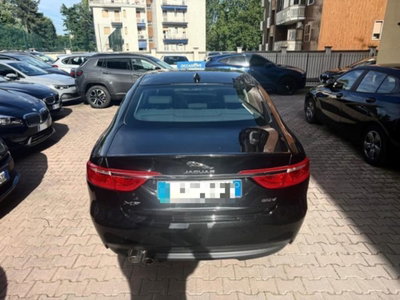 Jaguar XF 2.0 D 180 CV aut. Pure (5)