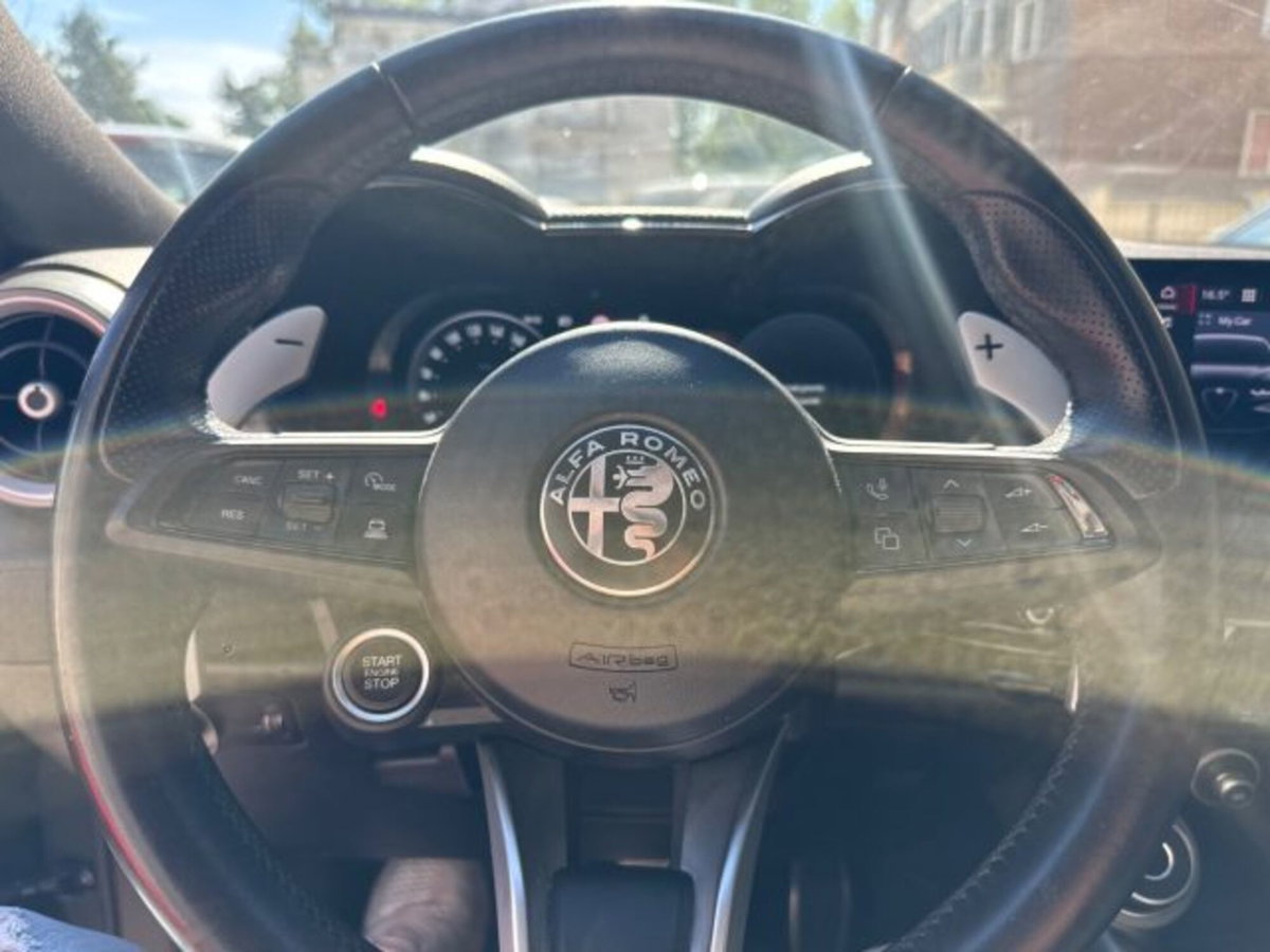 Alfa Romeo Tonale Tonale 1.5 130 CV MHEV TCT7 Edizione Speciale (16)
