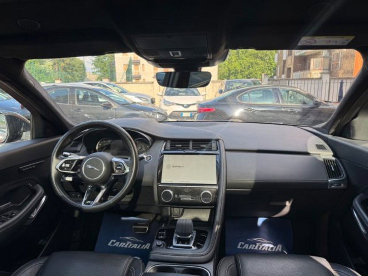 Jaguar E-Pace 2.0d i4 mhev R-Dynamic S awd 163cv auto (8)