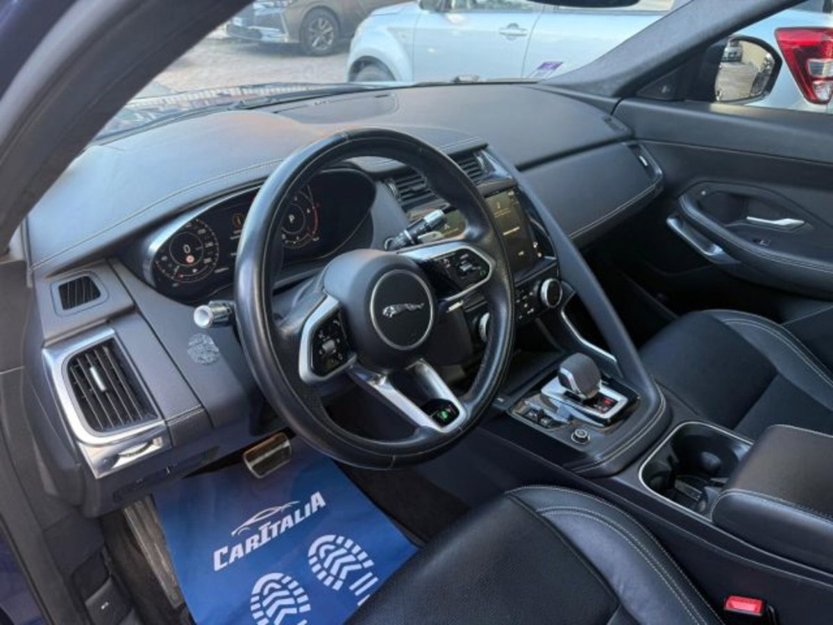 Jaguar E-Pace 2.0d i4 mhev R-Dynamic SE awd 163cv auto (9)