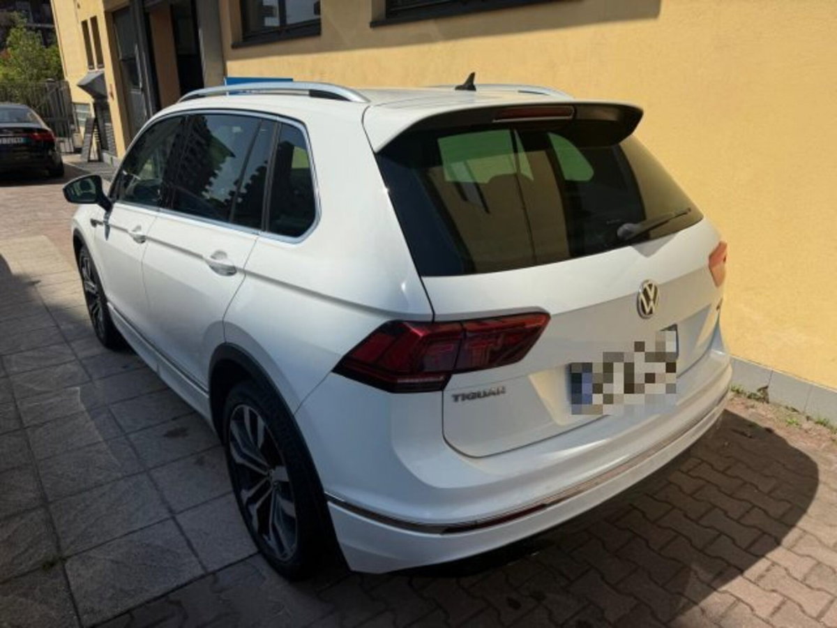 Volkswagen Tiguan Allspace 2.0 TDI SCR DSG 4MOTION R-Line (5)
