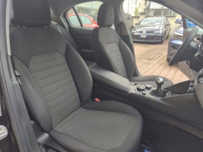 Alfa Romeo Giulia 2.2 Turbodiesel 150 CV AT8 Super (10)