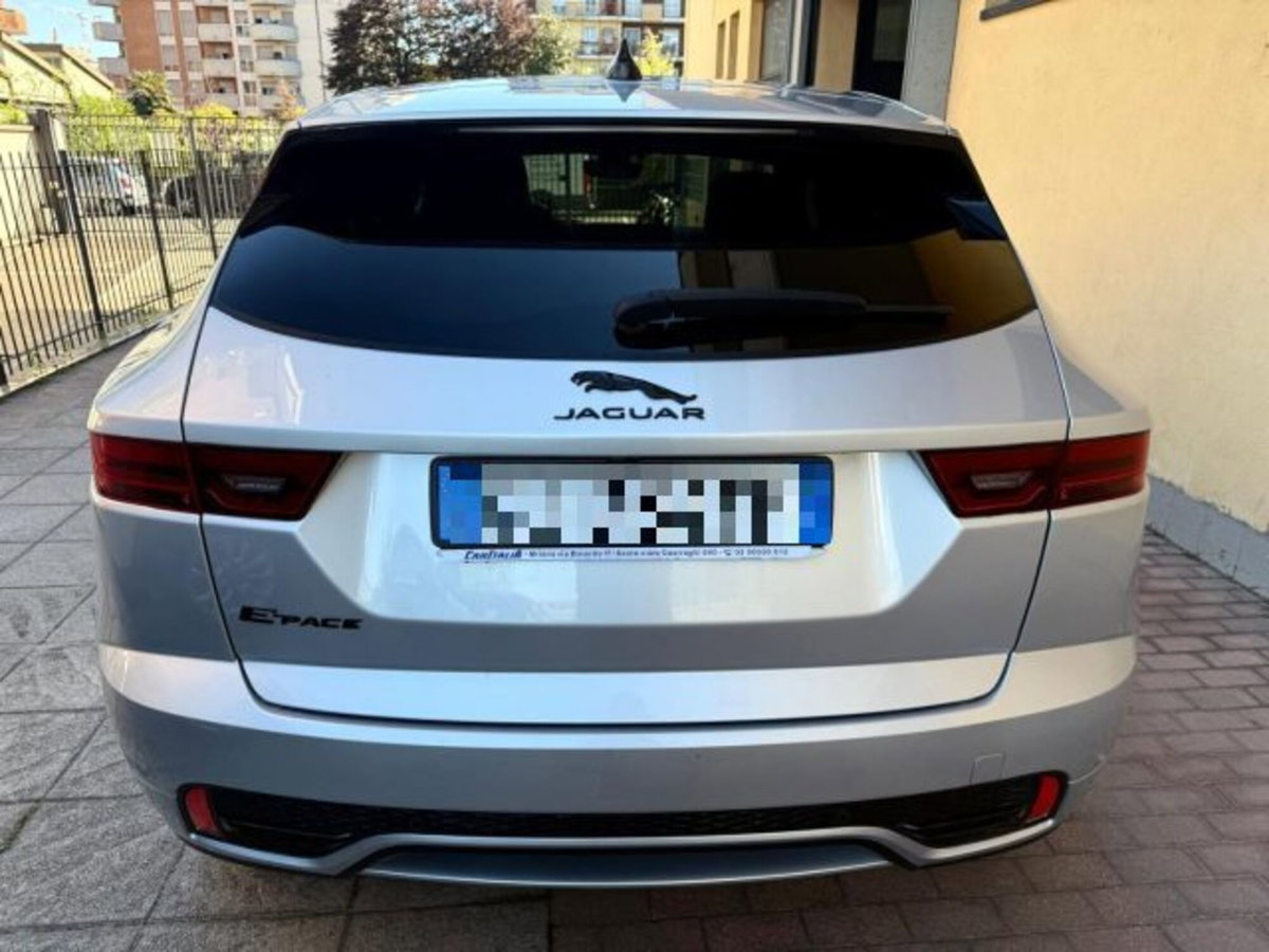 Jaguar E-Pace 2.0D I4 163 CV AWD Auto R-Dynamic Black (5)