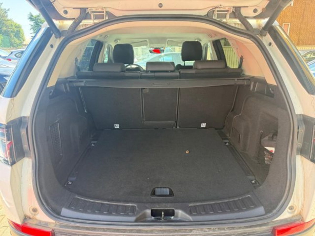 Land Rover Discovery Sport 1.5 I3 PHEV 309 CV AWD Auto S (6)
