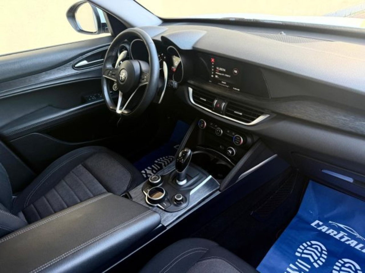 Alfa Romeo Stelvio Stelvio 2.2 Turbodiesel 190 CV AT8 Q4 Super Business (12)