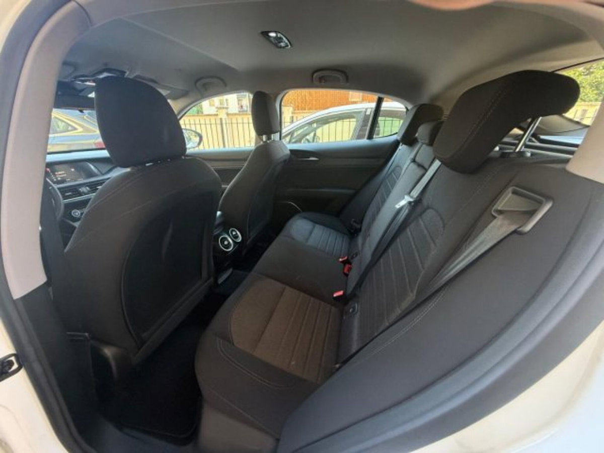 Alfa Romeo Stelvio Stelvio 2.2 Turbodiesel 190 CV AT8 Q4 Super Business (13)