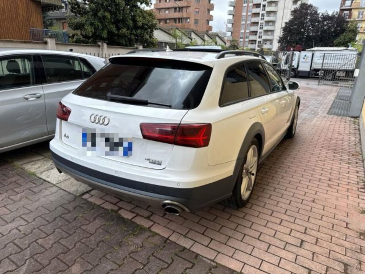 Audi A6 Allroad 3.0 TDI 272 CV S tronic Business Plus (4)