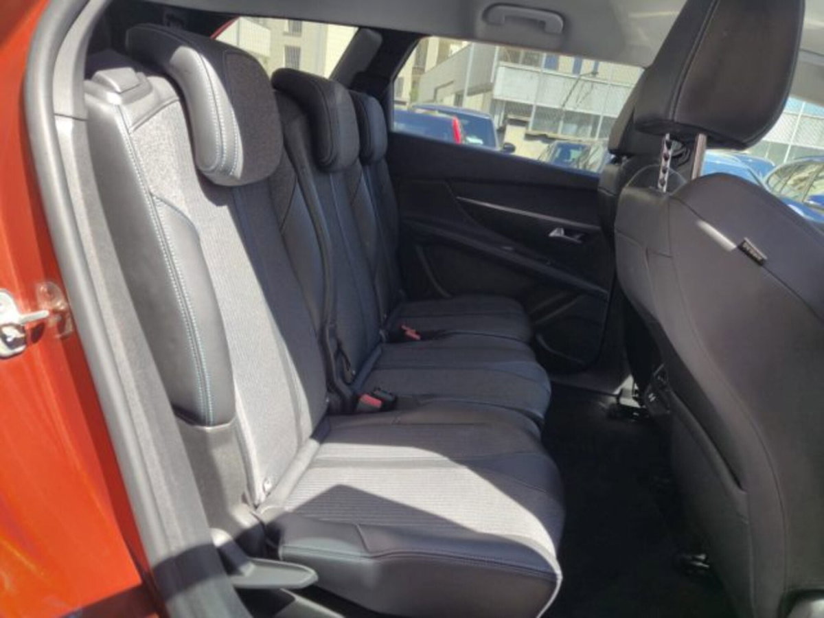 Peugeot 5008 BlueHDi 130 S&S EAT8 Allure (15)