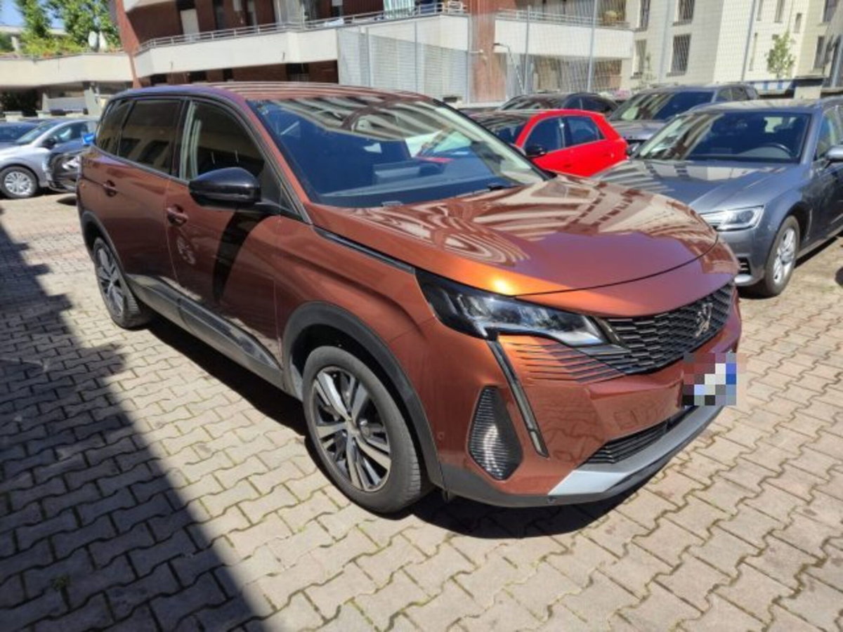 Peugeot 5008 BlueHDi 130 S&S EAT8 Allure (3)