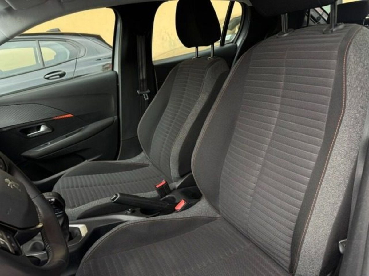 Peugeot 208 1.2 puretech Active s&s 75cv (13)