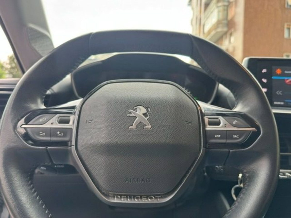 Peugeot 208 1.2 puretech Active s&s 75cv (14)