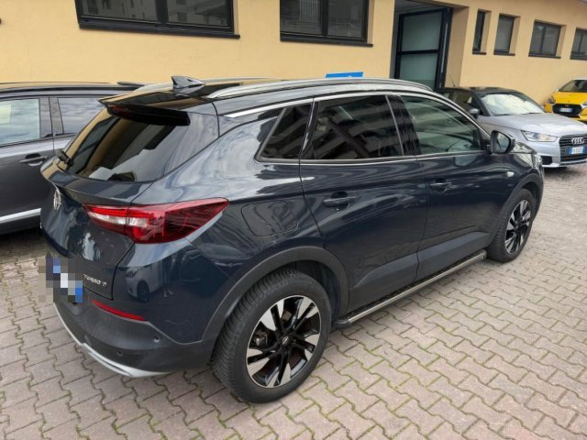 Opel Grandland X 1.5 diesel Ecotec Start&Stop Ultimate (4)