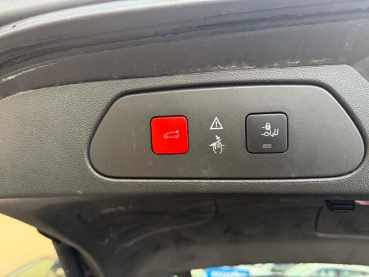 Opel Grandland X 1.5 diesel Ecotec Start&Stop Ultimate (8)