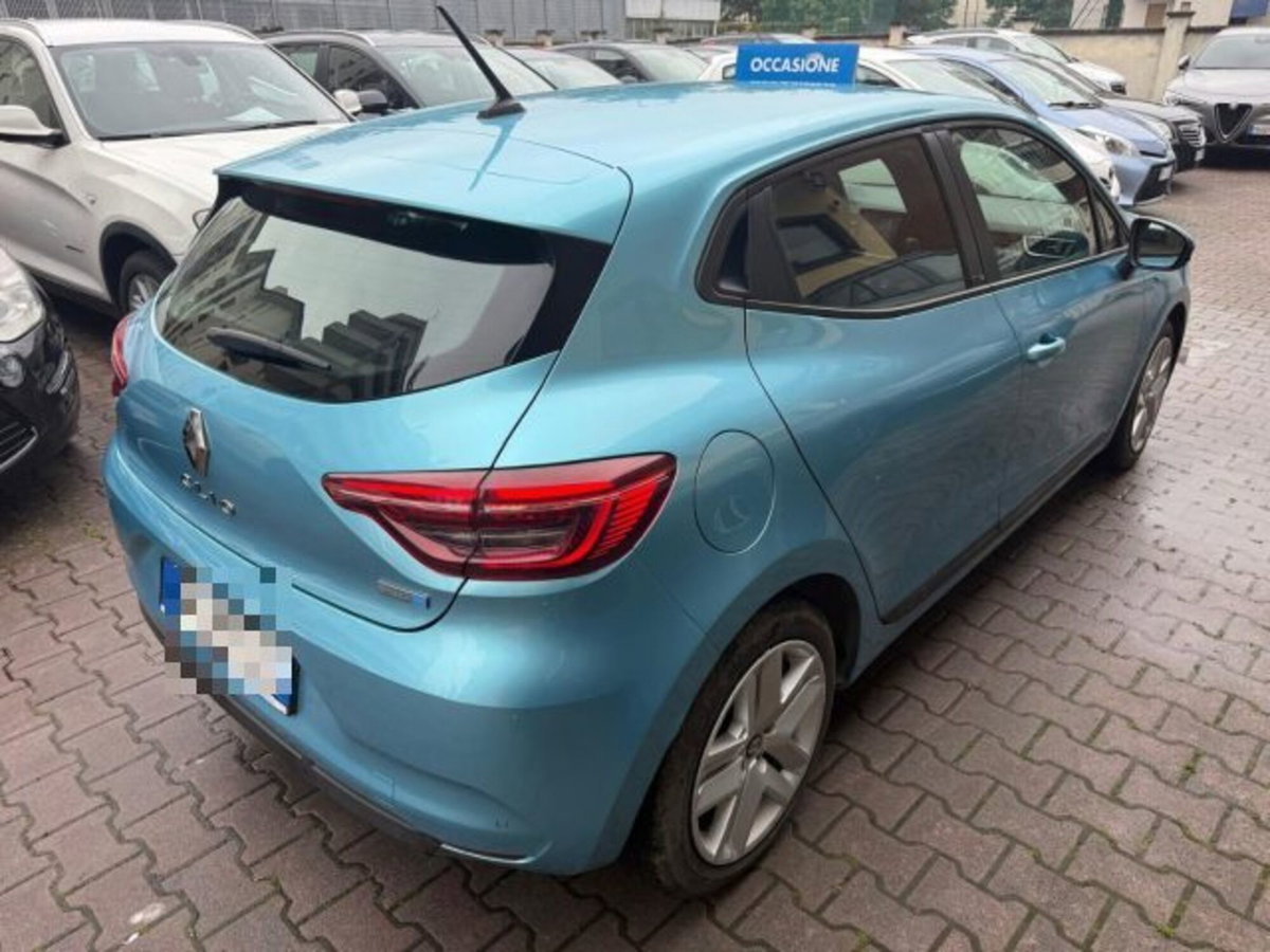 Renault Clio Full Hybrid E-Tech 140 CV 5 porte Zen (4)