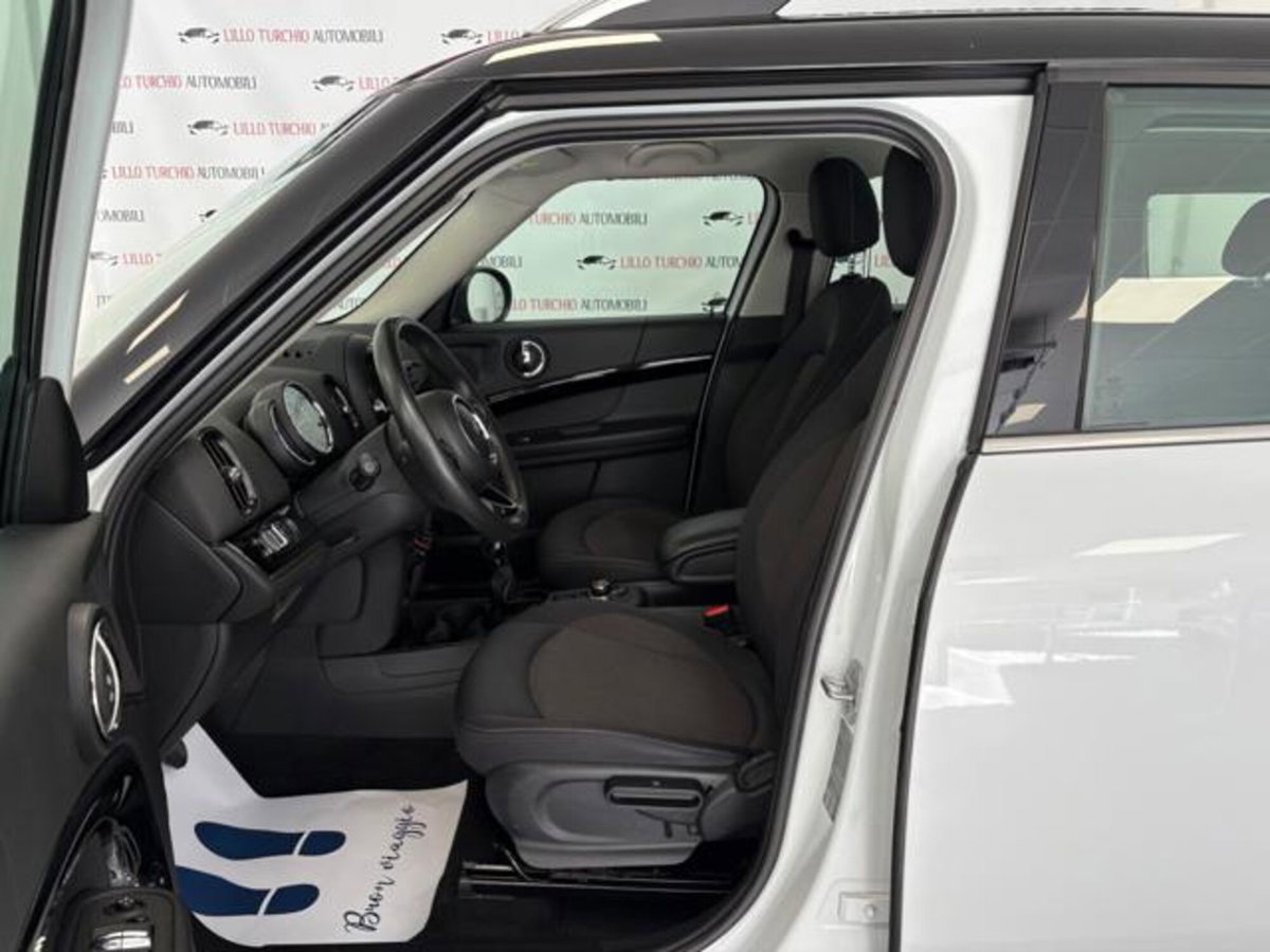 MINI Mini Countryman 2.0 Cooper D Business Countryman (7)