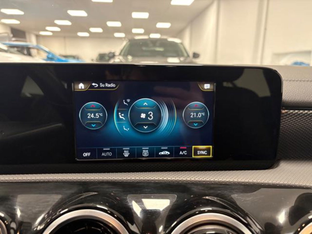 Mercedes-Benz CLA Shooting Brake 200 d Automatic 4Matic Shooting Brake Sport (16)
