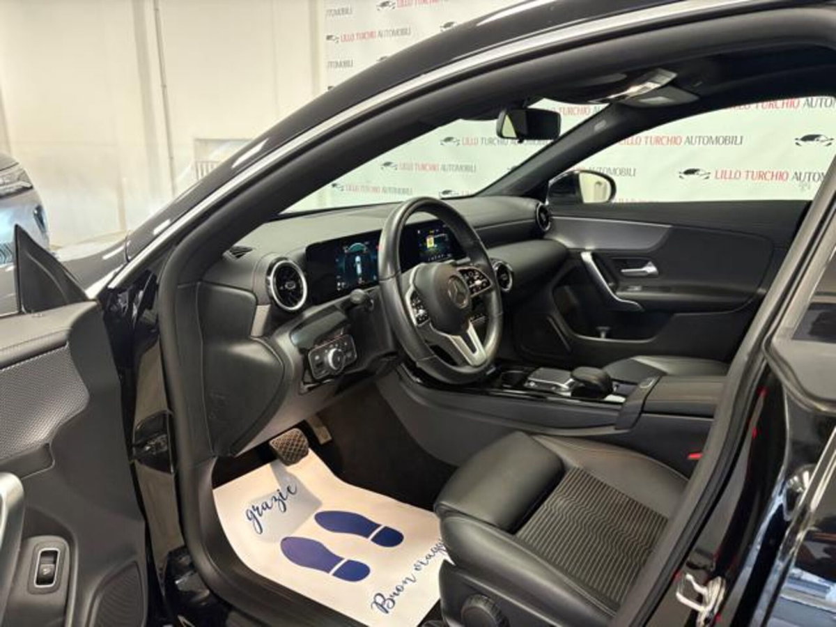 Mercedes-Benz CLA Shooting Brake 200 d Automatic 4Matic Shooting Brake Sport (7)