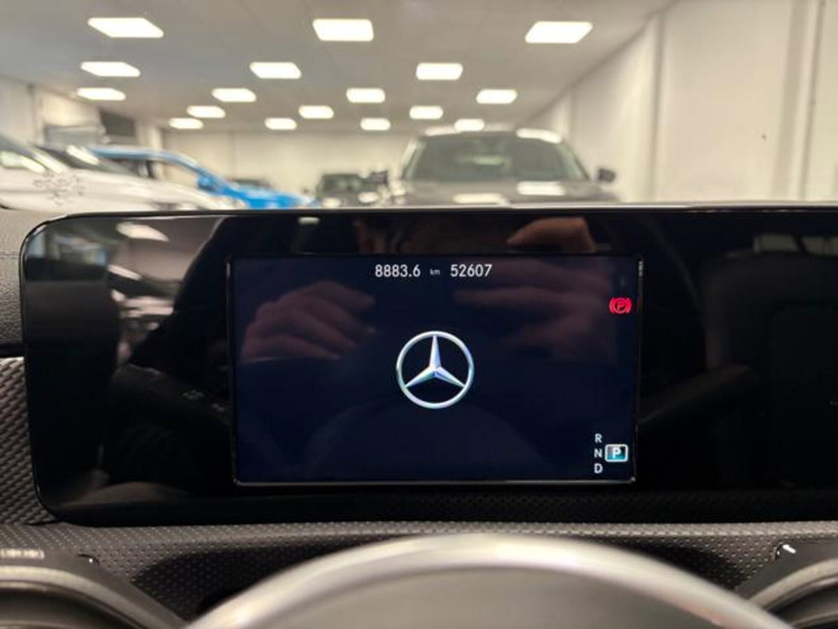 Mercedes-Benz CLA Shooting Brake 200 d Automatic 4Matic Shooting Brake Sport (9)