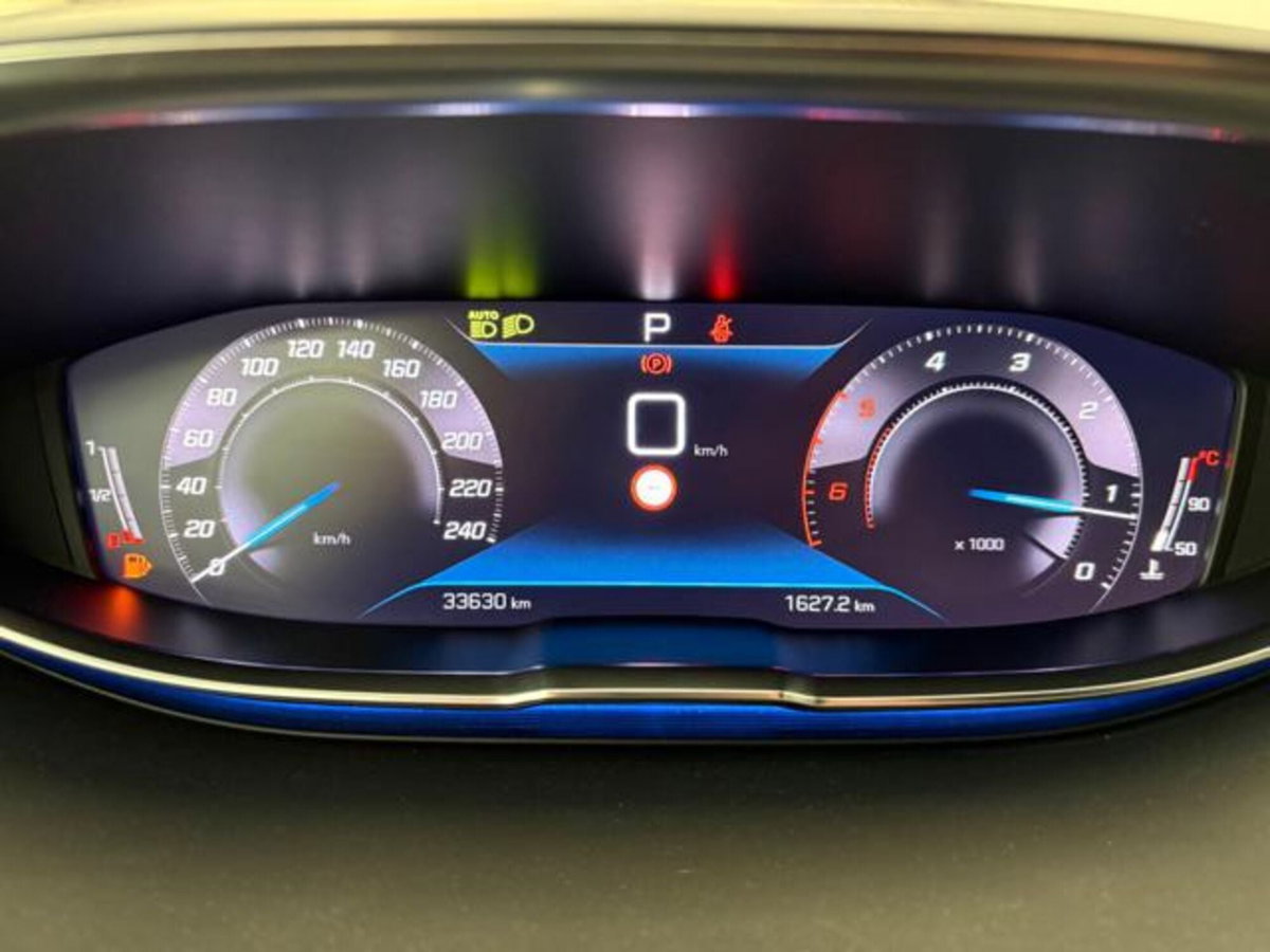Peugeot 3008 BlueHDi 130 S&S EAT8 Allure Pack (10)