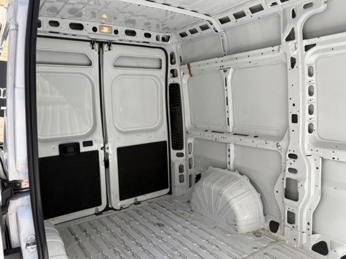 Peugeot Boxer Furgone 335 2.2 BlueHDi 140 S&S PM-TM Furgone Premium (20)