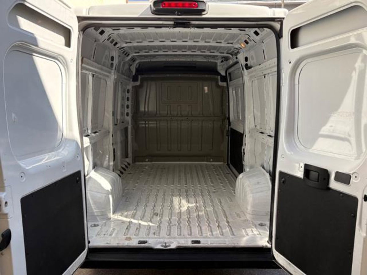 Peugeot Boxer Furgone 335 2.2 BlueHDi 140 S&S PM-TM Furgone Premium (8)
