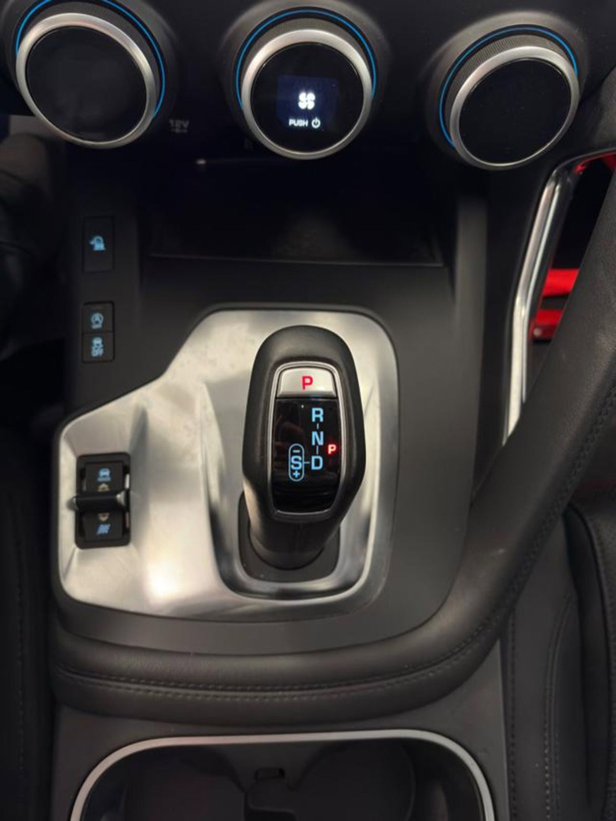 Jaguar E-Pace 2.0D 150 CV AWD aut. S (16)