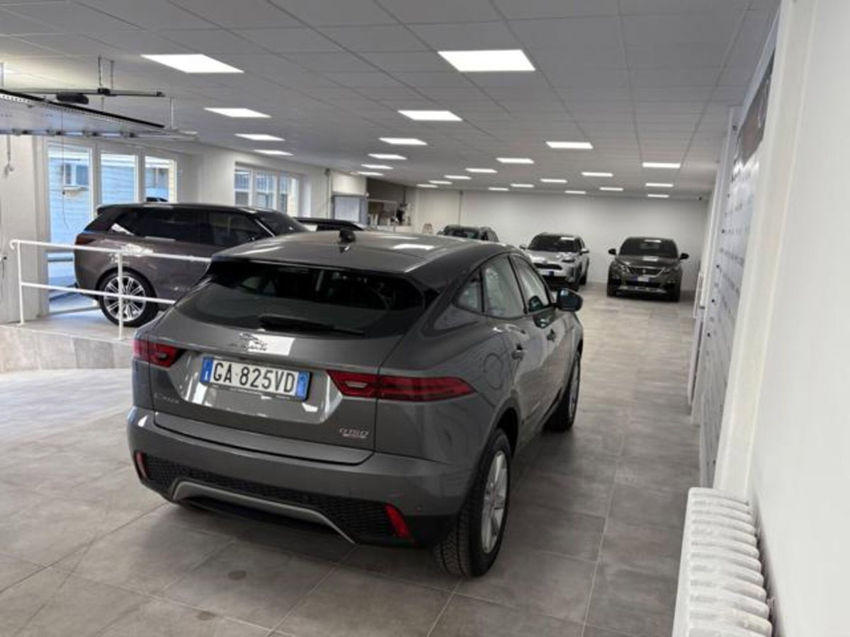 Jaguar E-Pace 2.0D 150 CV AWD aut. S (3)