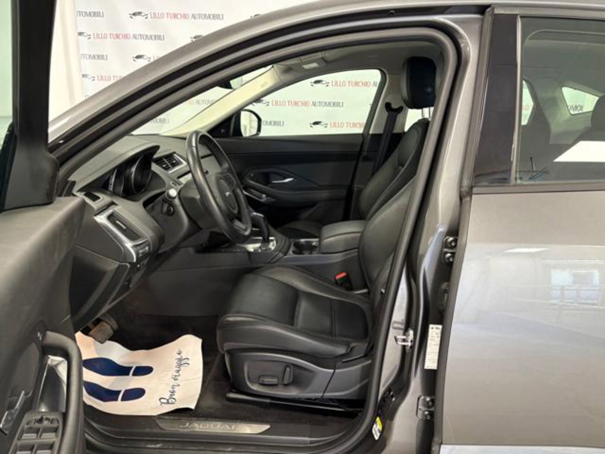 Jaguar E-Pace 2.0D 150 CV AWD aut. S (7)
