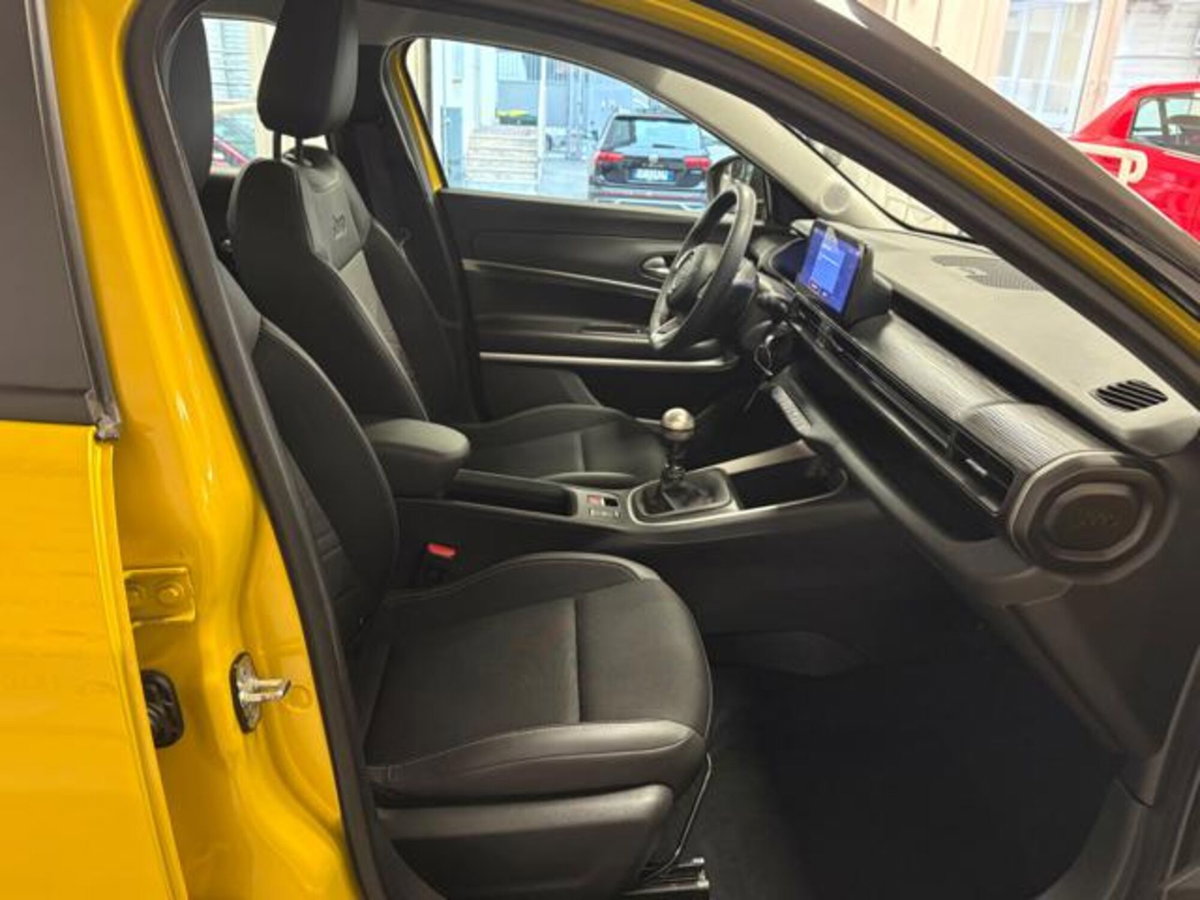 Jeep Avenger 1.2 turbo Altitude fwd 100cv (19)