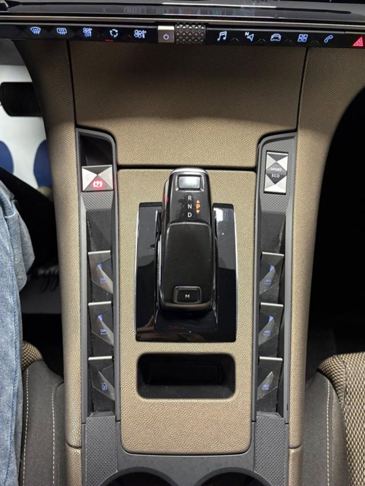 Ds DS 7 DS 7 Crossback BlueHDi 130 aut. Business (18)
