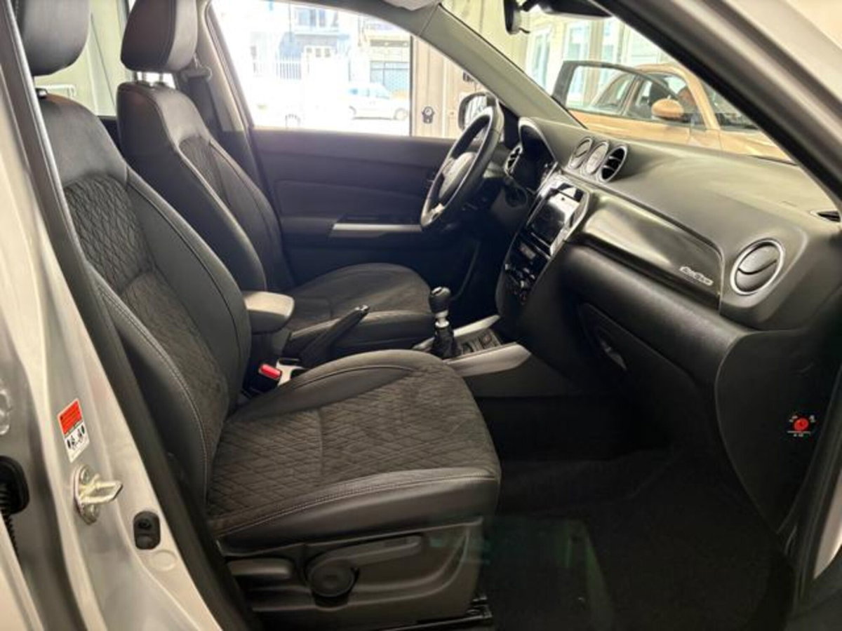 Suzuki Vitara 1.4h Yoru 4wd allgrip (19)