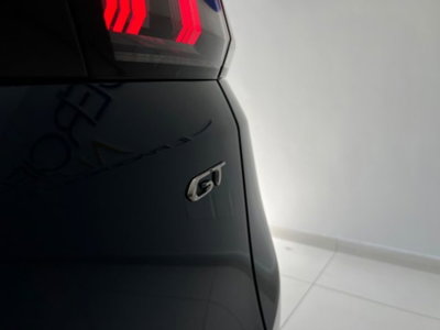 Peugeot 3008 BlueHDi 130 S&S EAT8 GT (15)