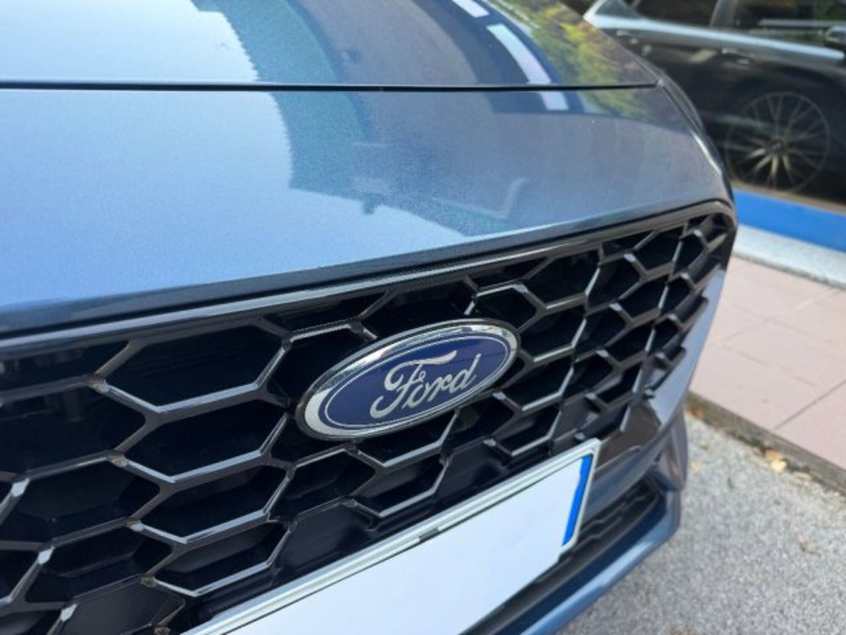 Ford Fiesta 1.0 Ecoboost Hybrid 125 CV 5 porte ST-Line X (14)